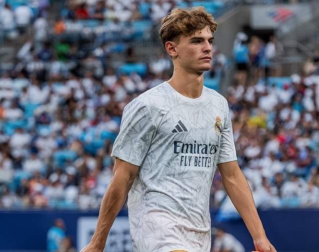 西甲联赛冠 西甲联赛冠